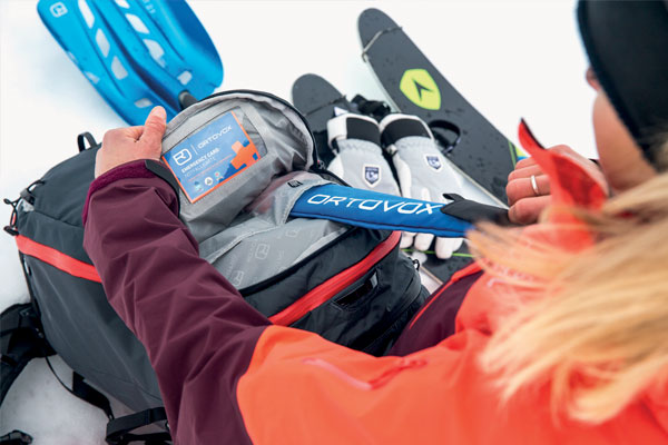 Backcountry ski safety pack